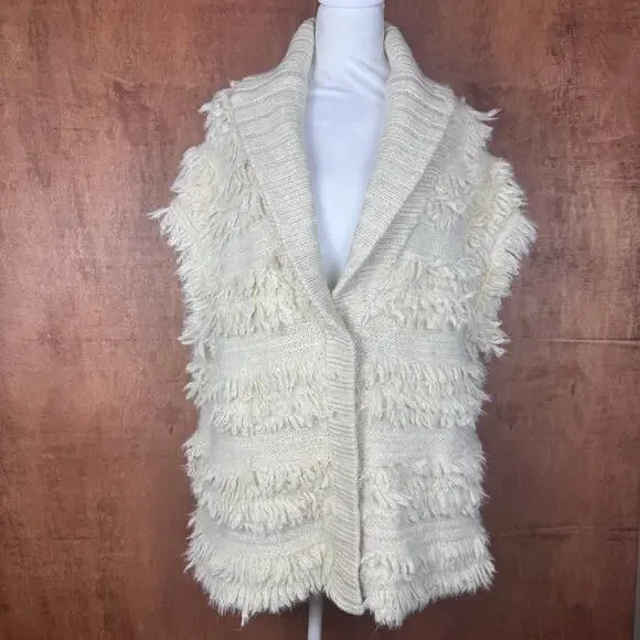 Anthropologie Cream Shaggy Sweater Vest size 1X/2X snap button closure 25% wool - Picture 7 of 16